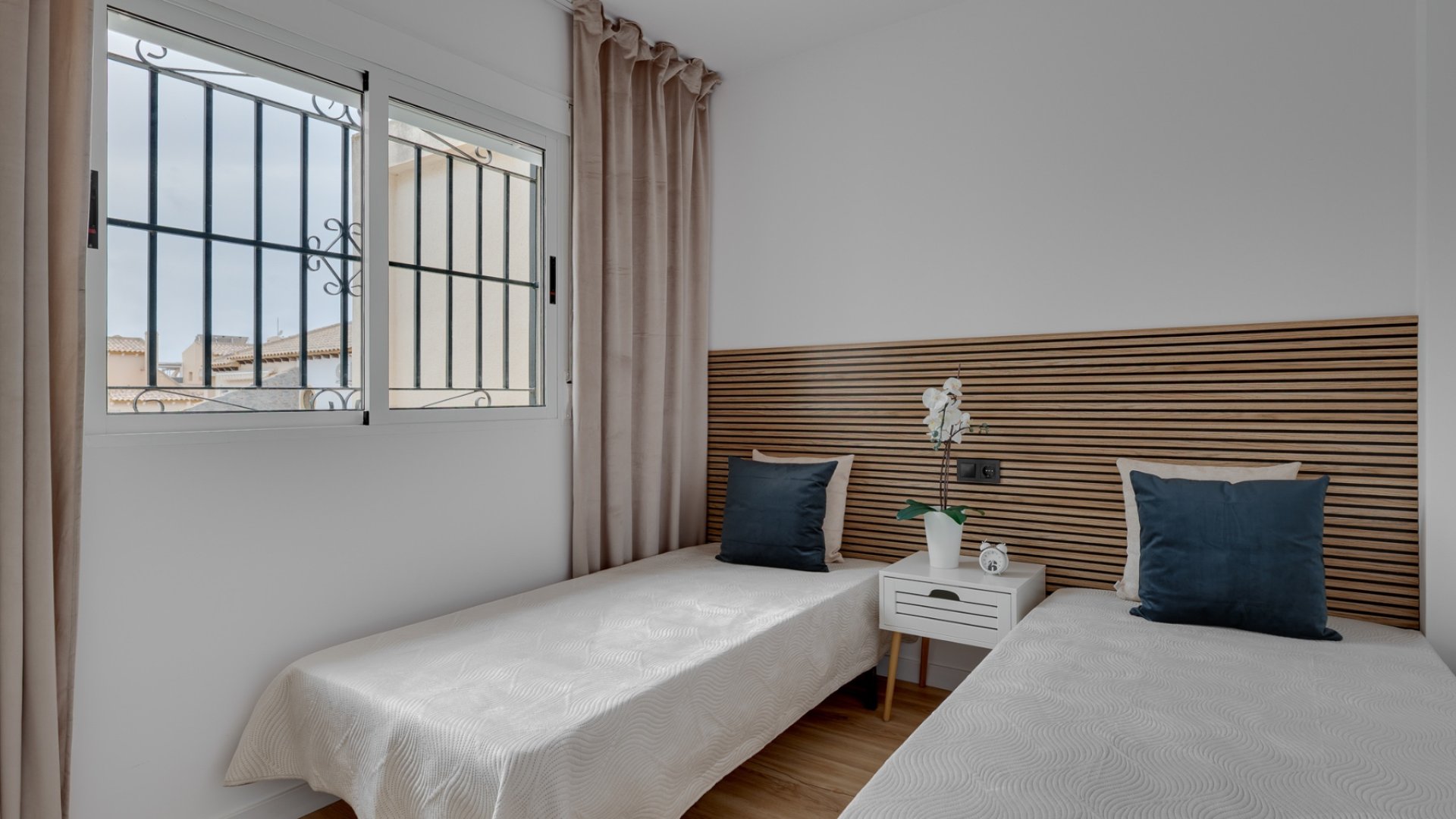 Resale - Townhouse -
Orihuela Costa