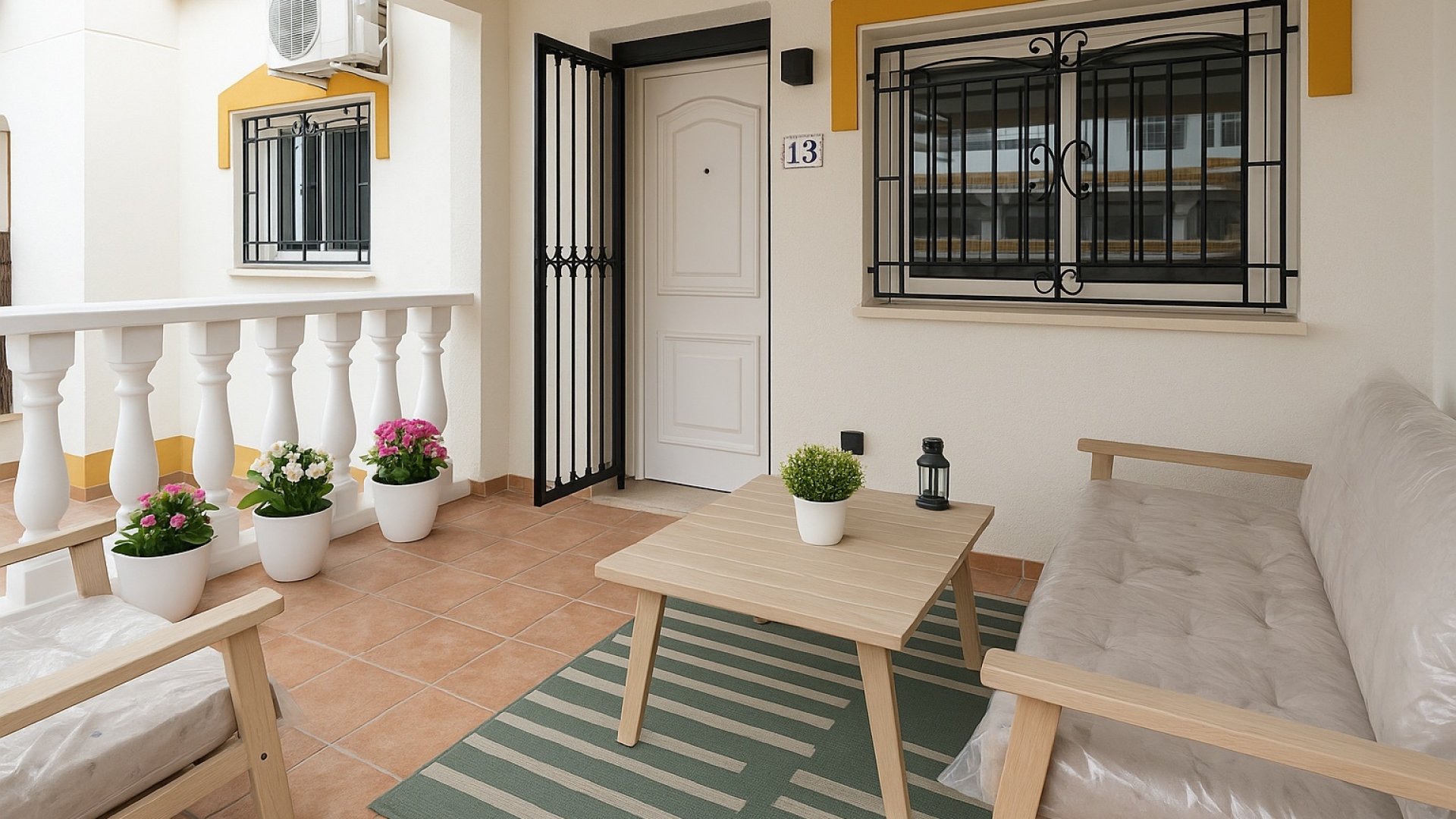 Resale - Townhouse -
Orihuela Costa