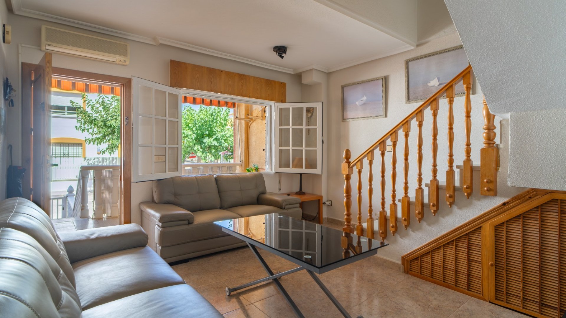 Resale - Townhouse -
Pilar de la Horadada - Torre de la Horadada