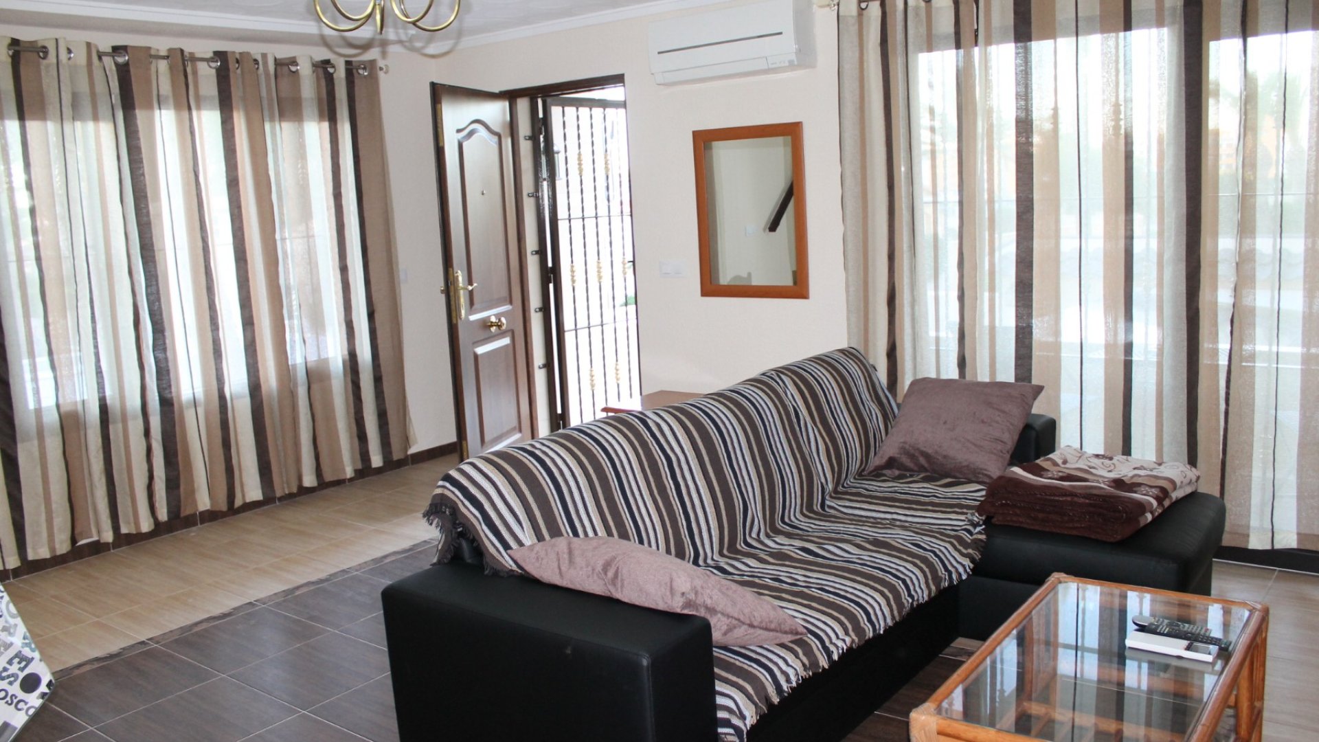 Resale - Townhouse -
Punta Prima