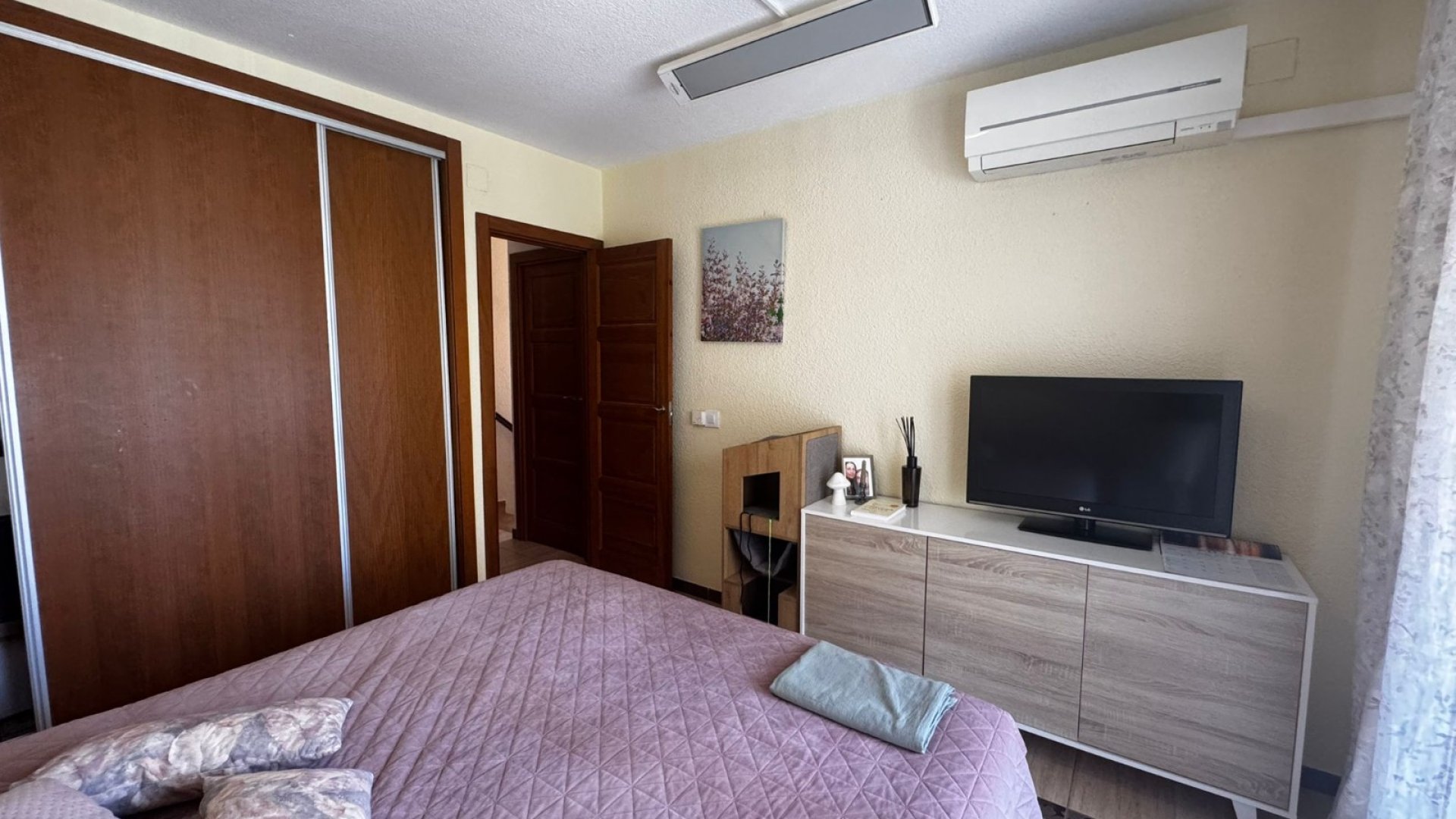 Resale - Townhouse -
Punta Prima