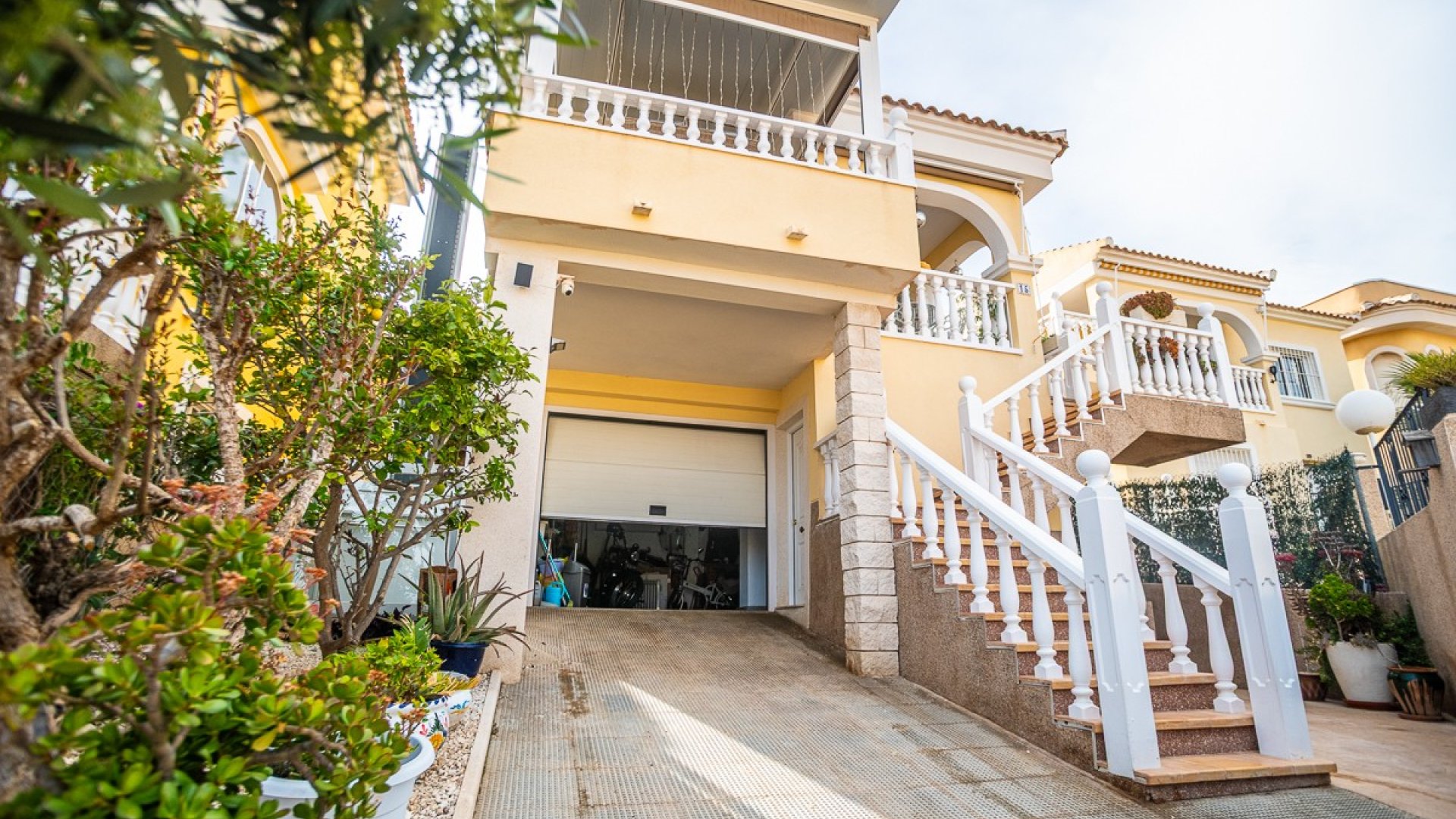 Resale - Townhouse -
San Fulgencio - urb.la marina