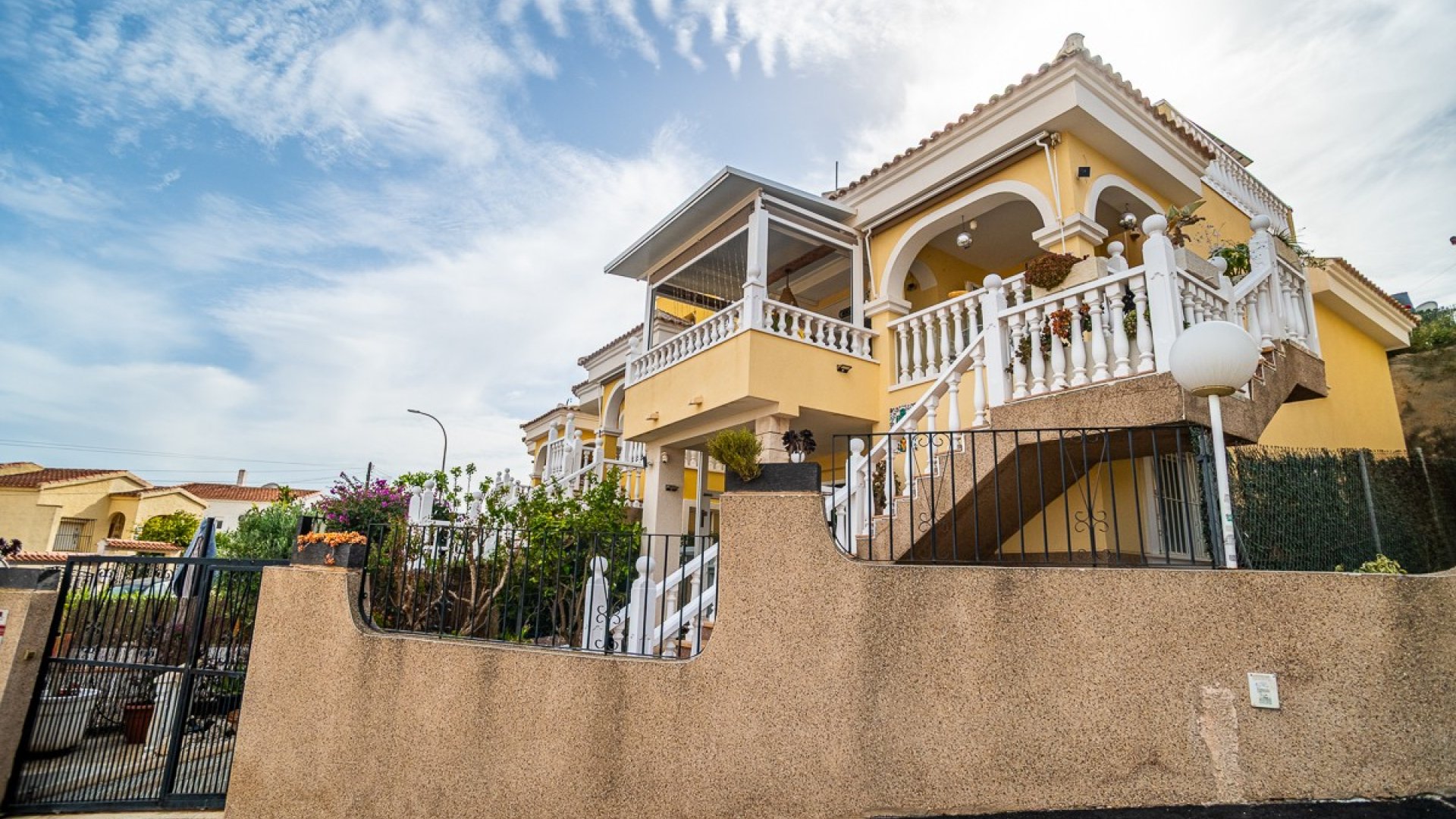 Resale - Townhouse -
San Fulgencio - urb.la marina