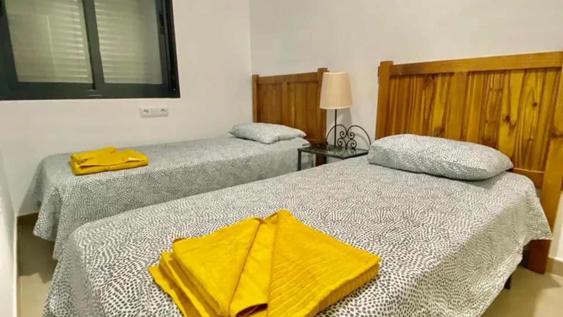 Resale - Townhouse -
San Javier - Roda