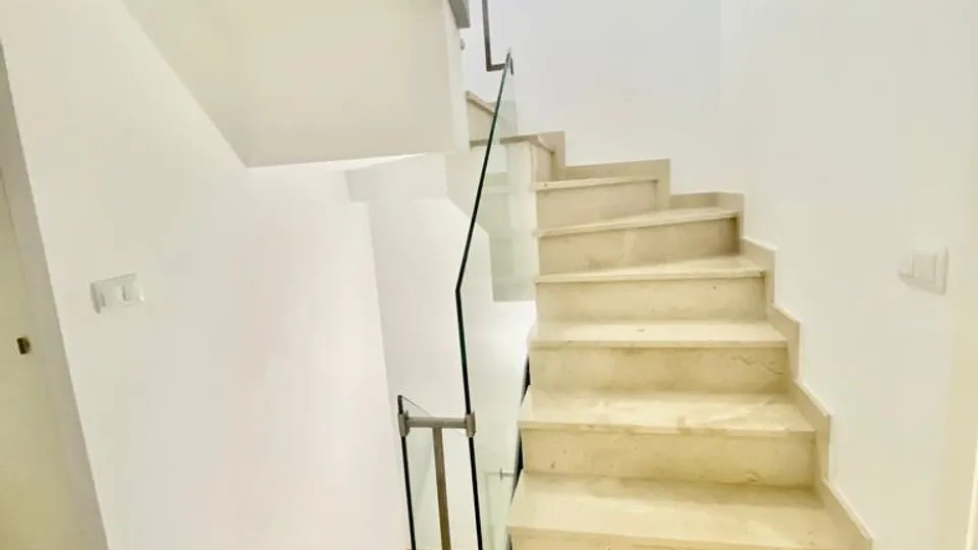 Resale - Townhouse -
San Javier - Roda