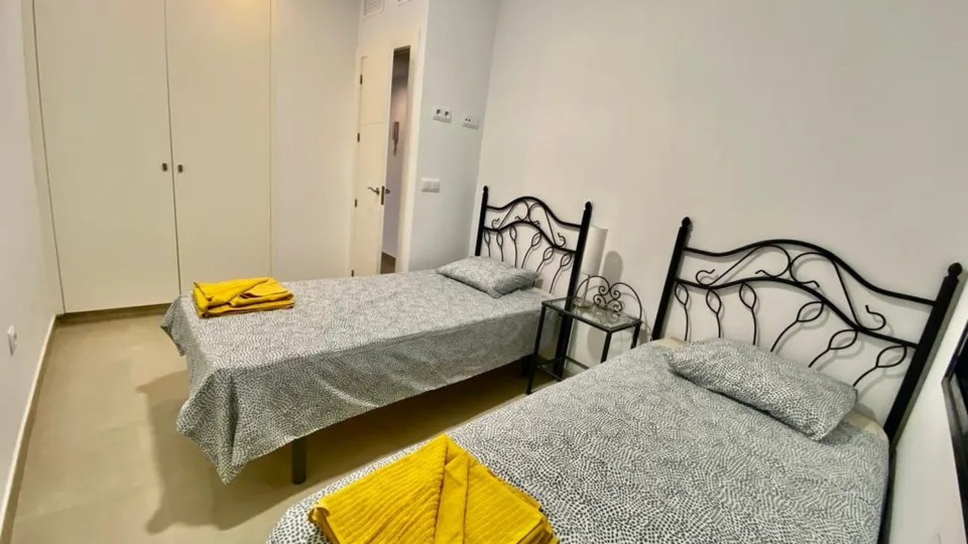 Resale - Townhouse -
San Javier - Roda