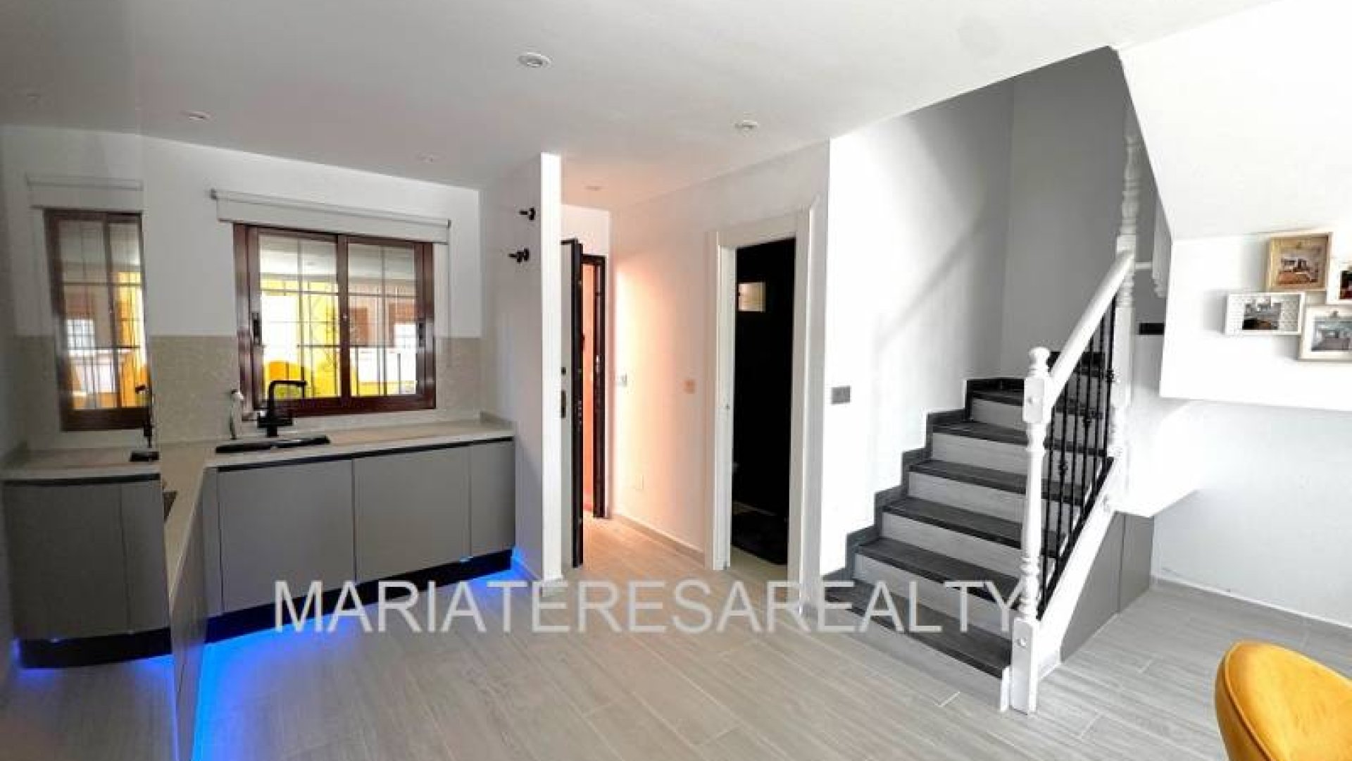 Resale - Townhouse -
San Javier - Santiago de la Ribera