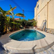 Resale - Townhouse -
San Miguel de Salinas