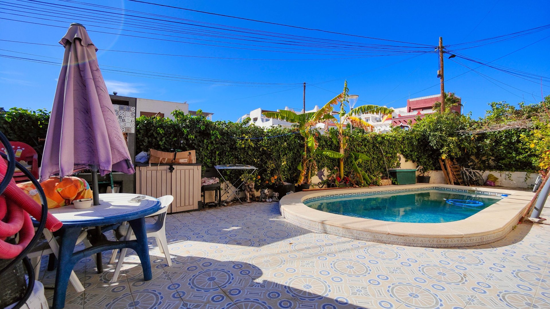 Resale - Townhouse -
San Miguel de Salinas