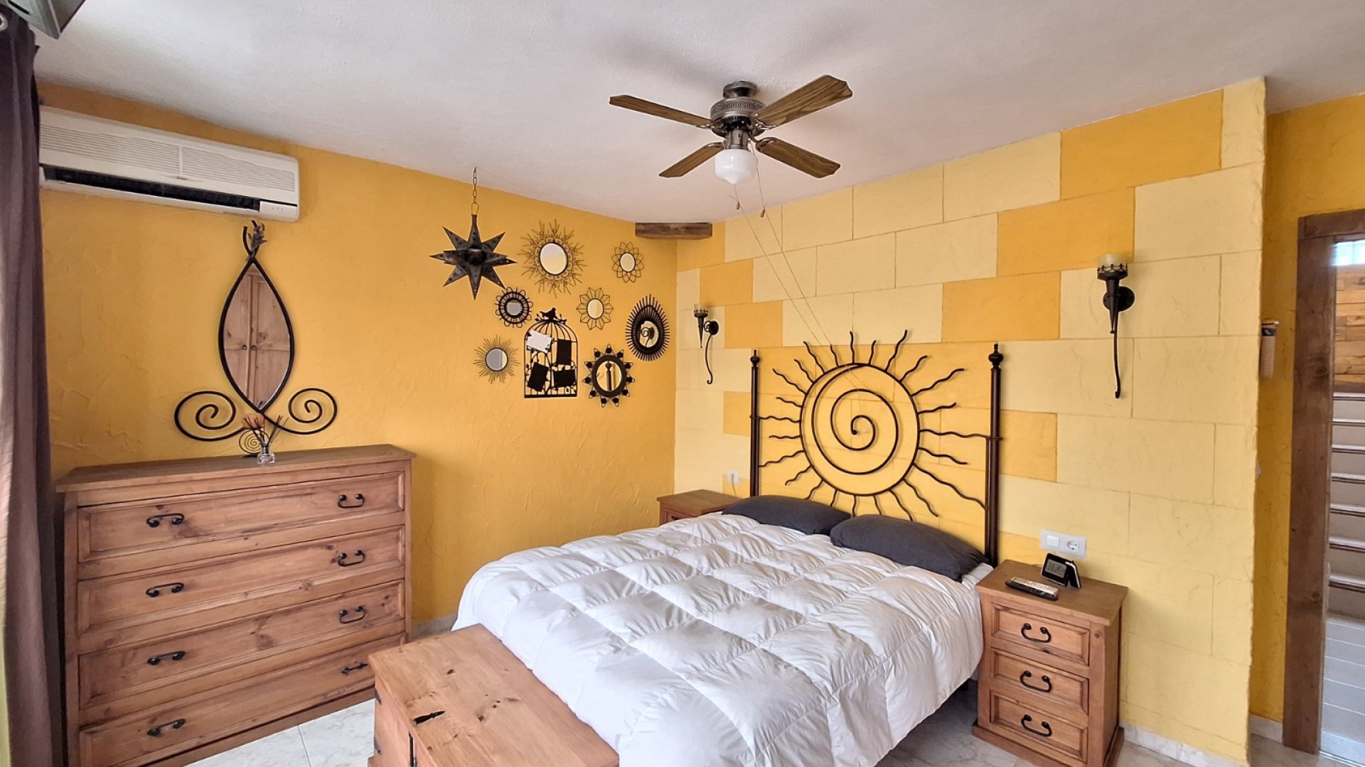 Resale - Townhouse -
Santa Pola