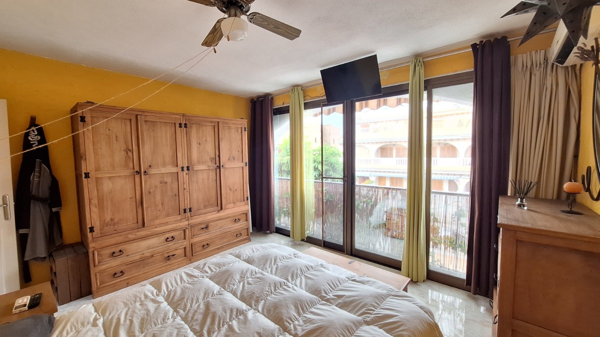 Resale - Townhouse -
Santa Pola