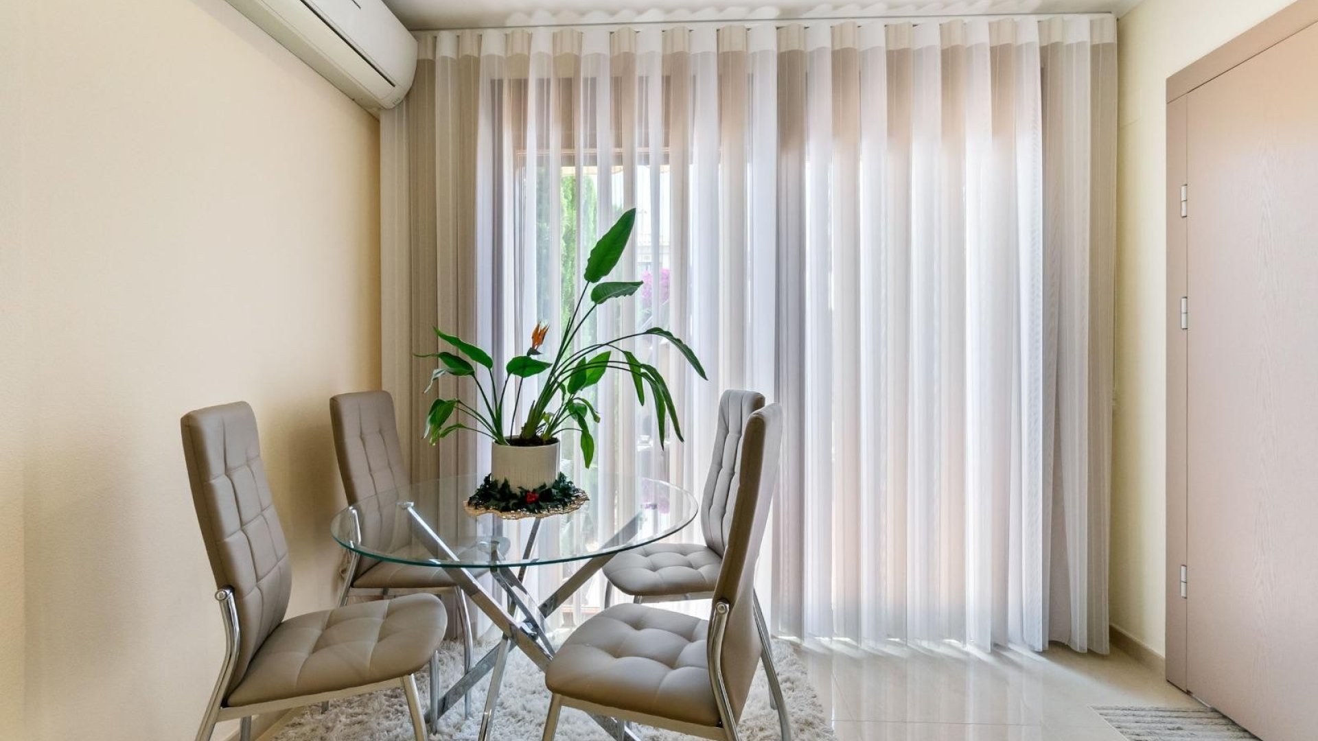 Resale - Townhouse -
Torrevieja - Aguas Nuevas