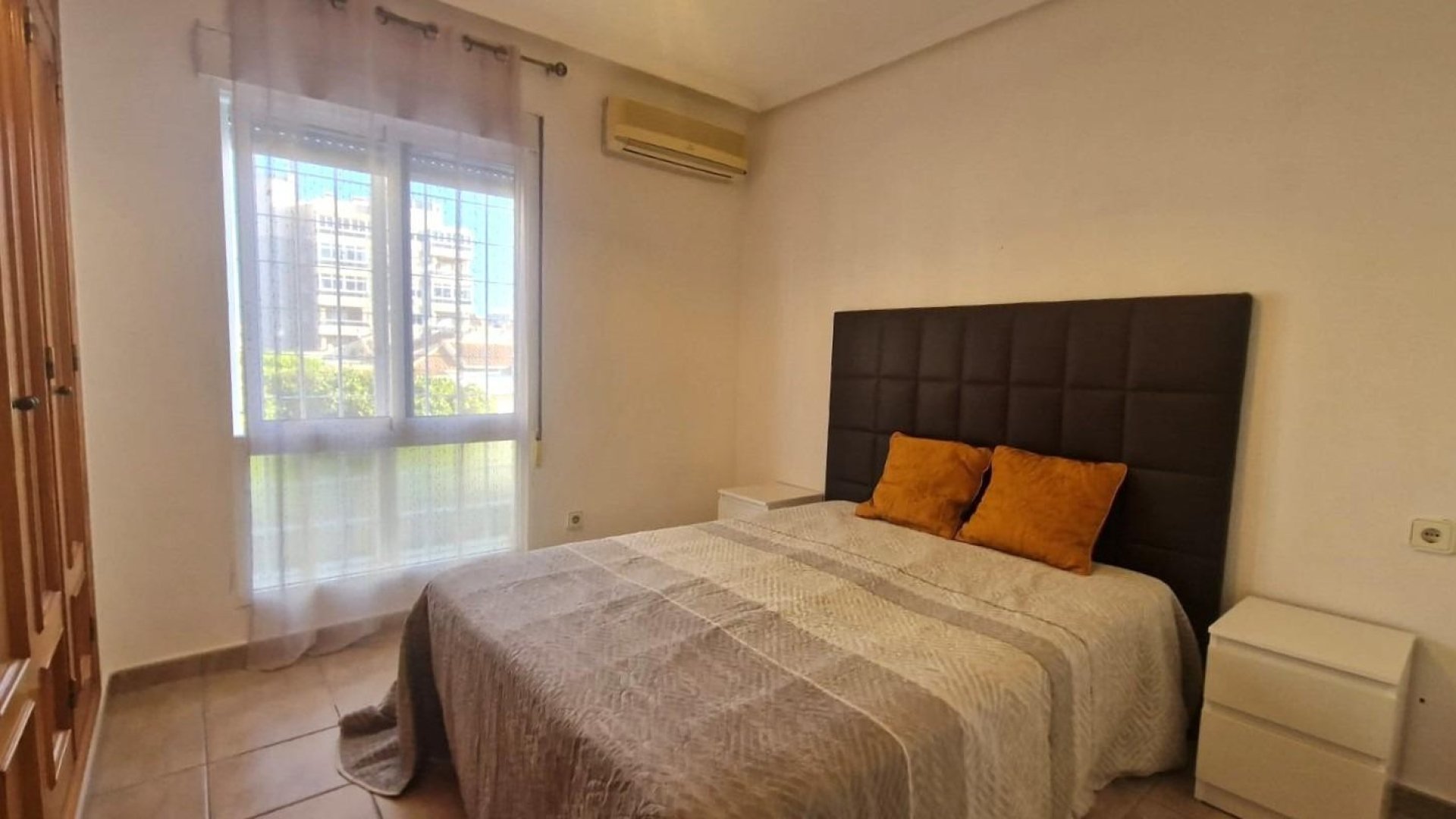 Resale - Townhouse -
Torrevieja - Aguas Nuevas