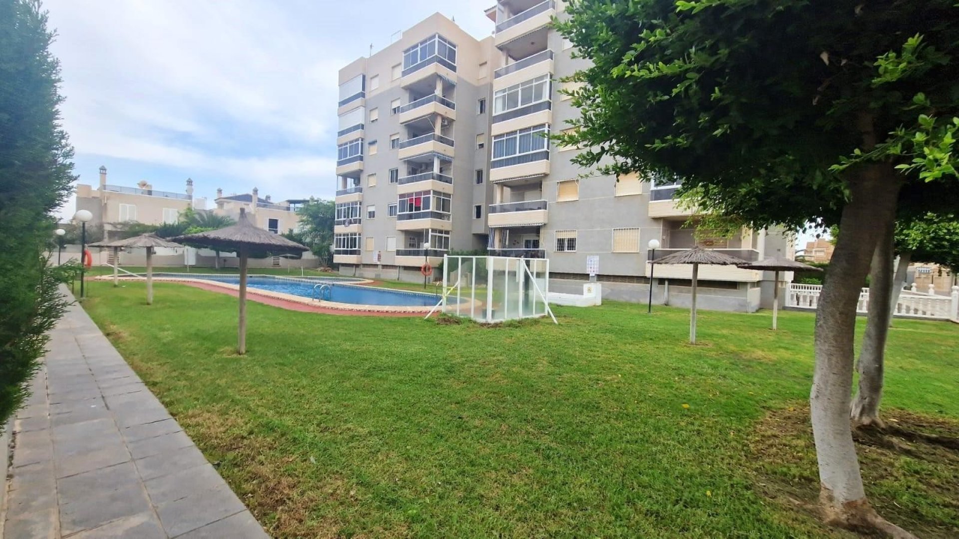 Resale - Townhouse -
Torrevieja - Aguas Nuevas