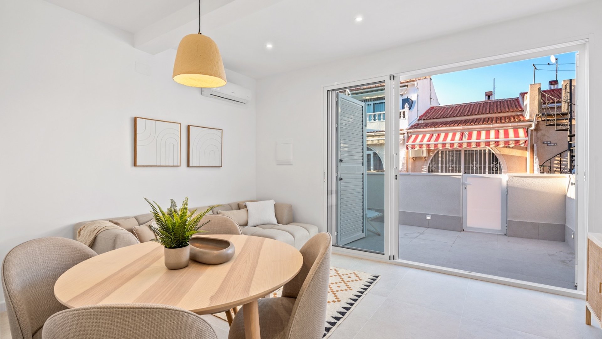 Resale - Townhouse -
Torrevieja - El Chaparral