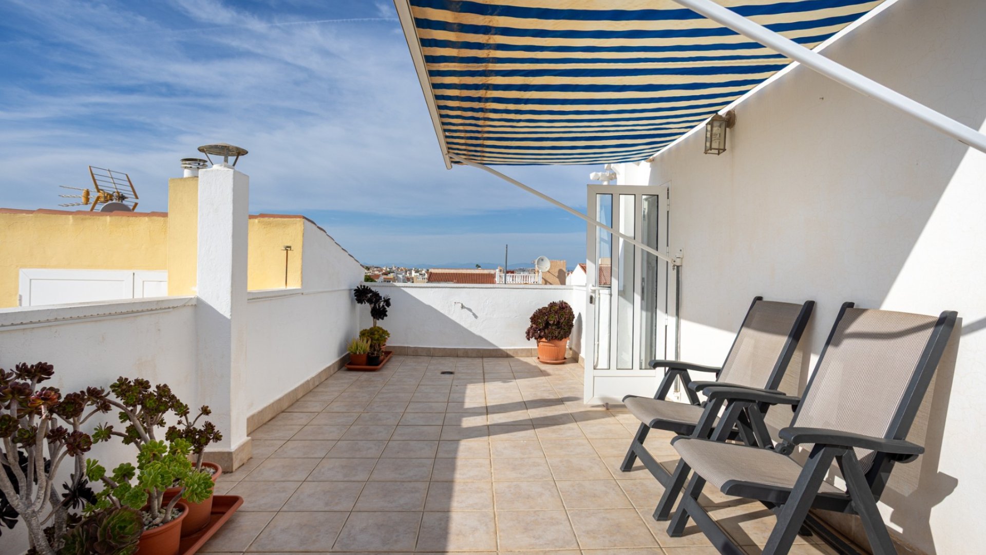 Resale - Townhouse -
Torrevieja - La Siesta