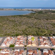 Resale - Townhouse -
Torrevieja - La Siesta