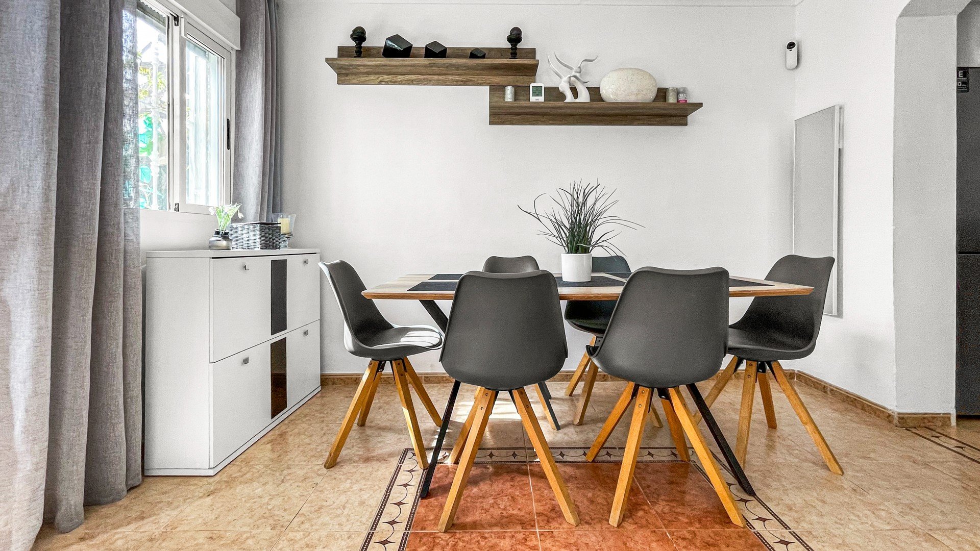 Resale - Townhouse -
Torrevieja - La Siesta