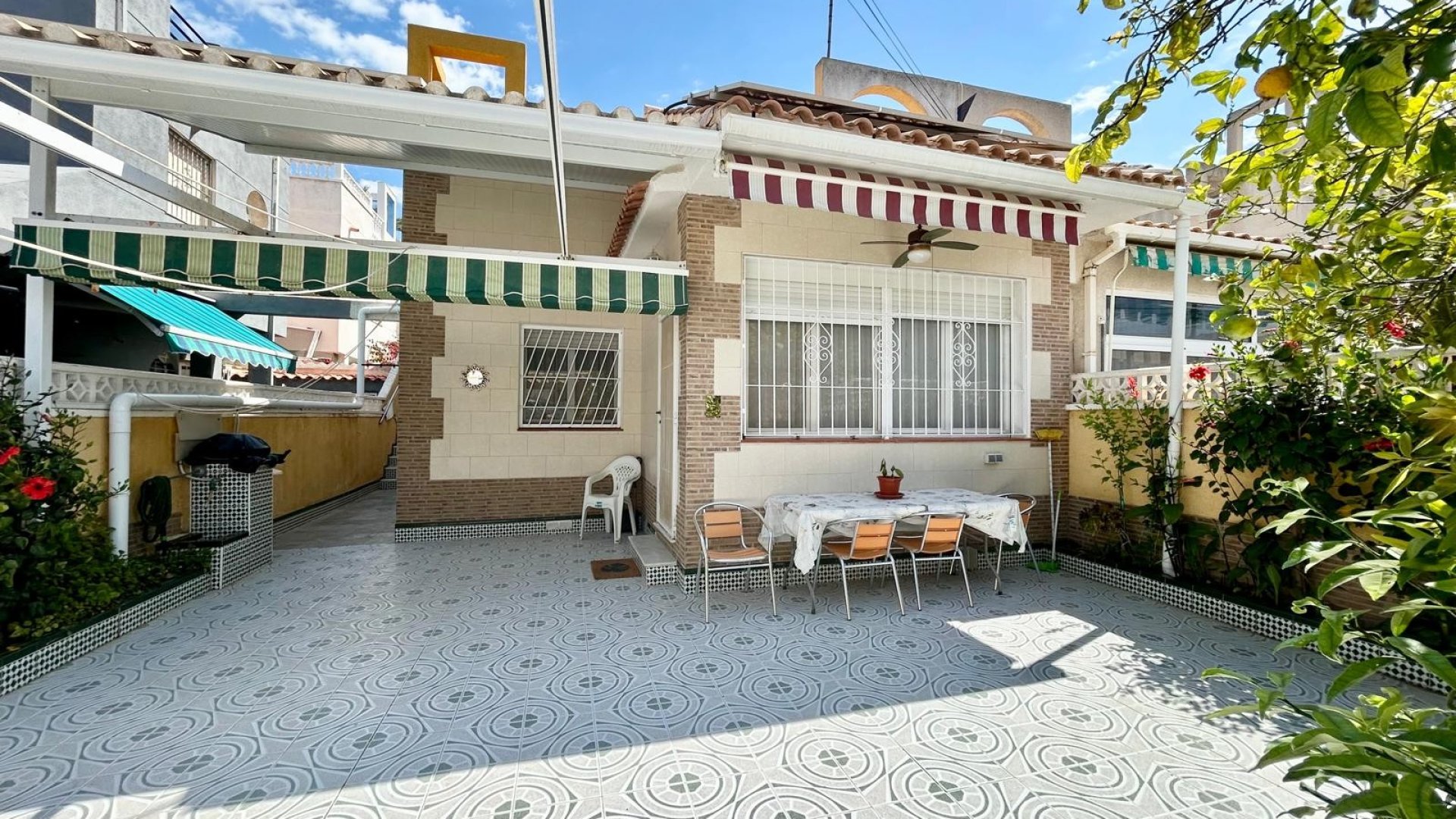 Resale - Townhouse -
Torrevieja - La Torreta