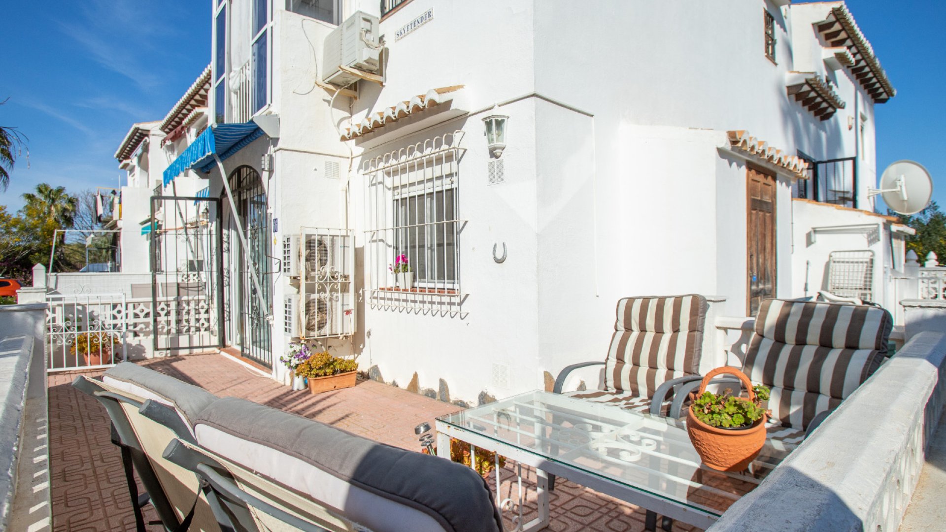 Resale - Townhouse -
Torrevieja - Lago Jardin