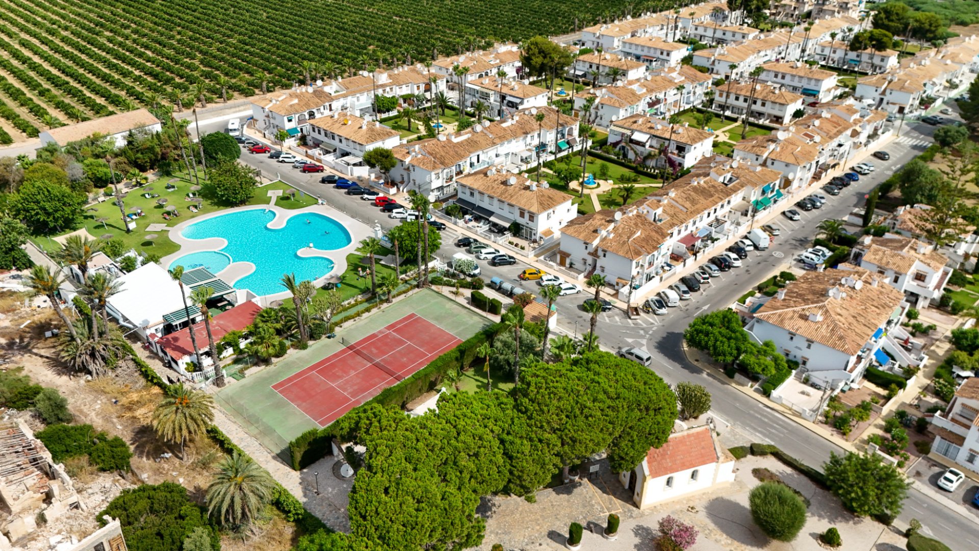 Resale - Townhouse -
Torrevieja - Lago Jardin