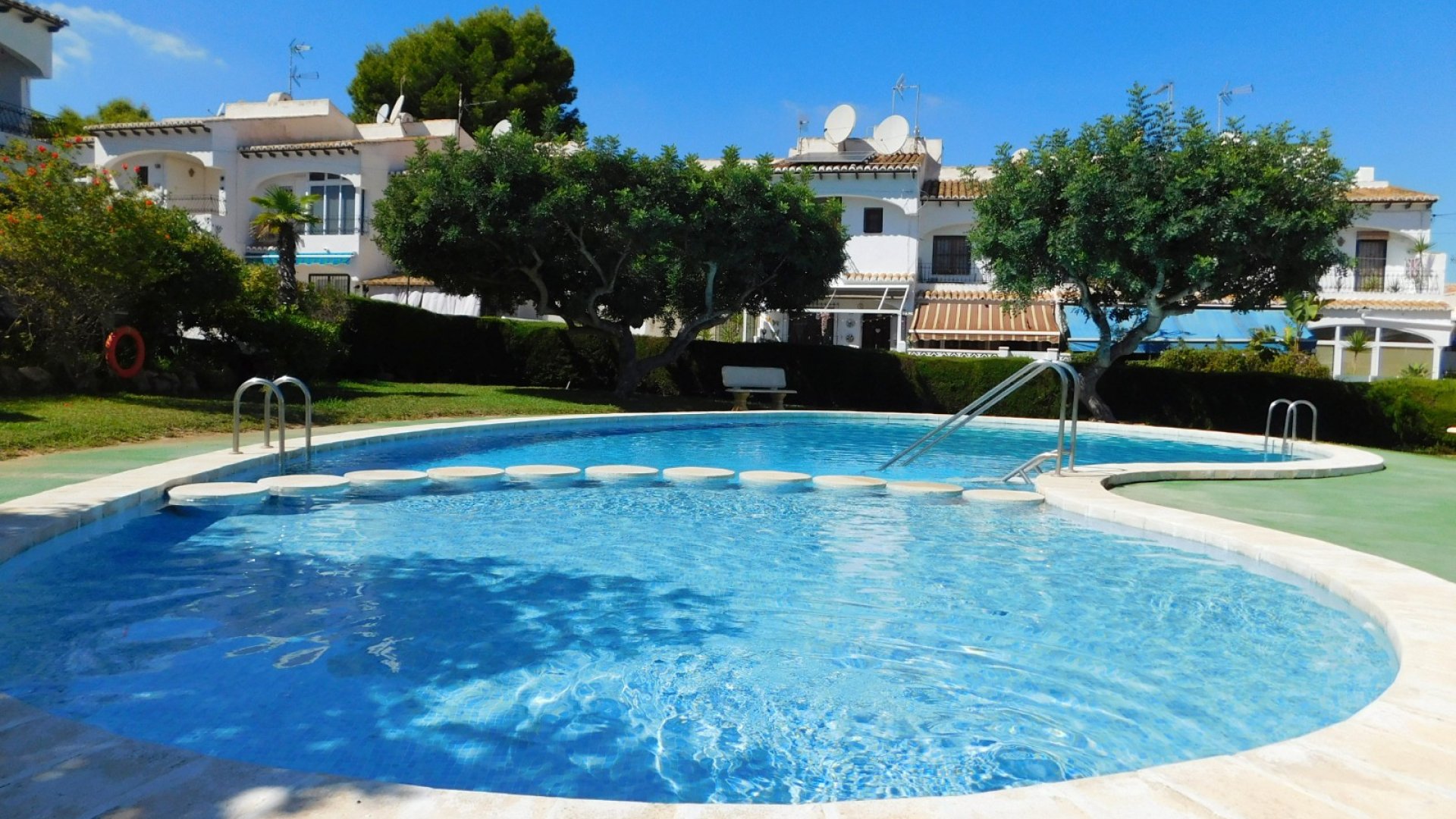 Resale - Townhouse -
Torrevieja - Lago Jardin