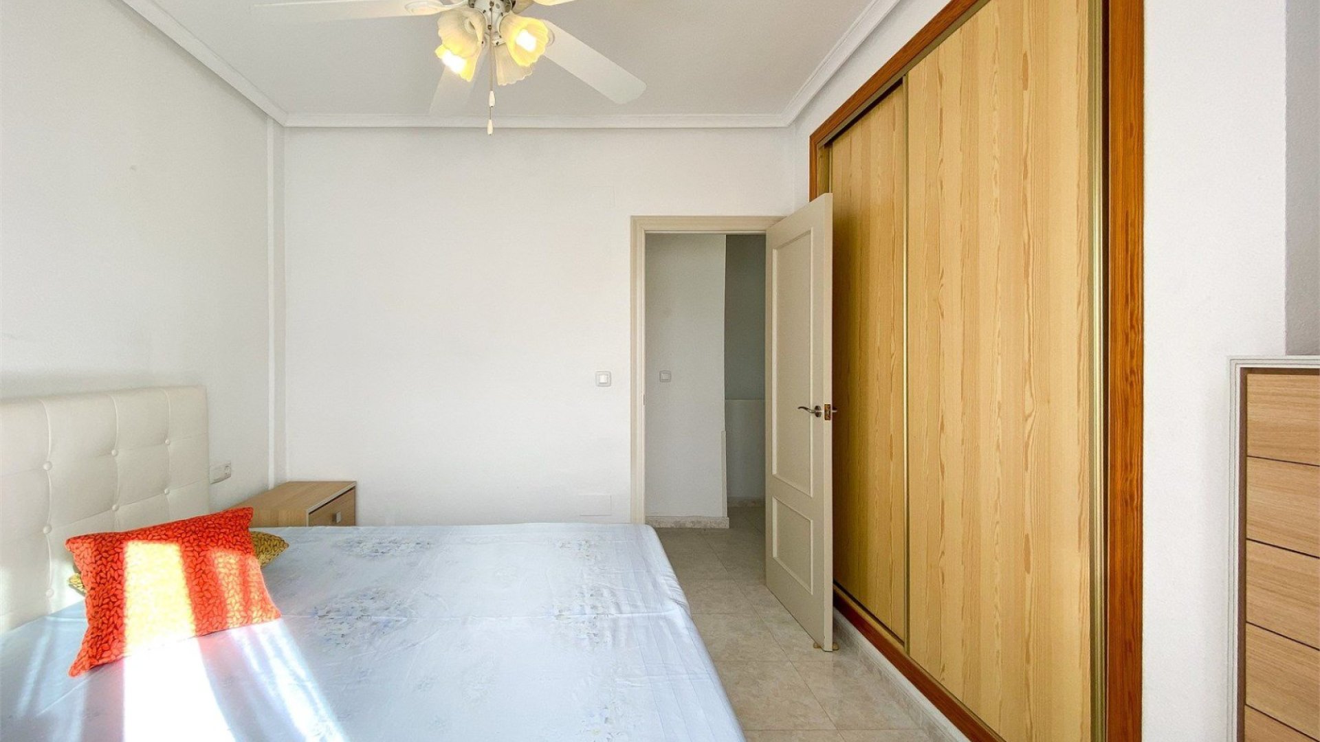 Resale - Townhouse -
Torrevieja - Nueva Torrevieja