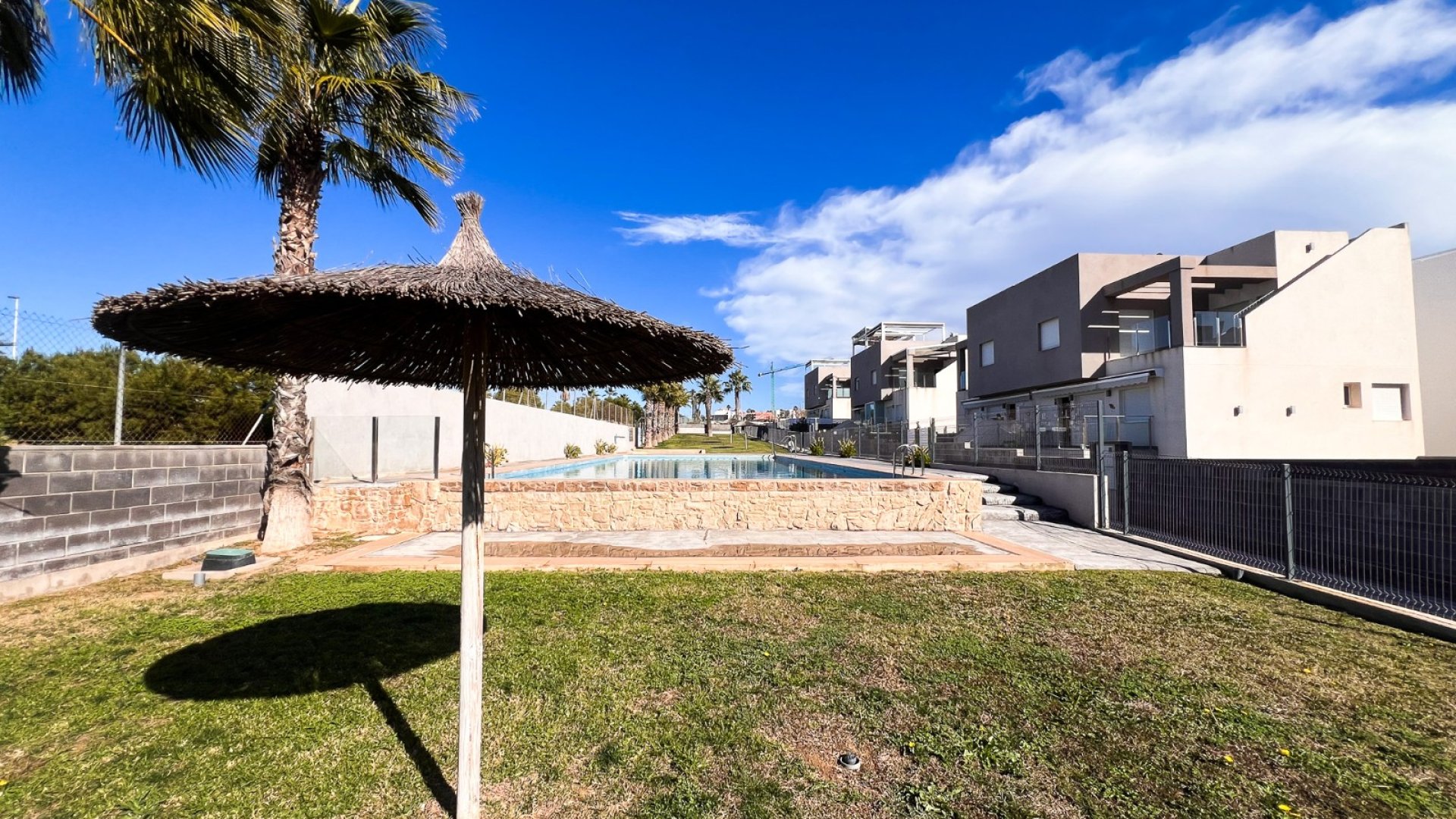 Resale - Townhouse -
Torrevieja