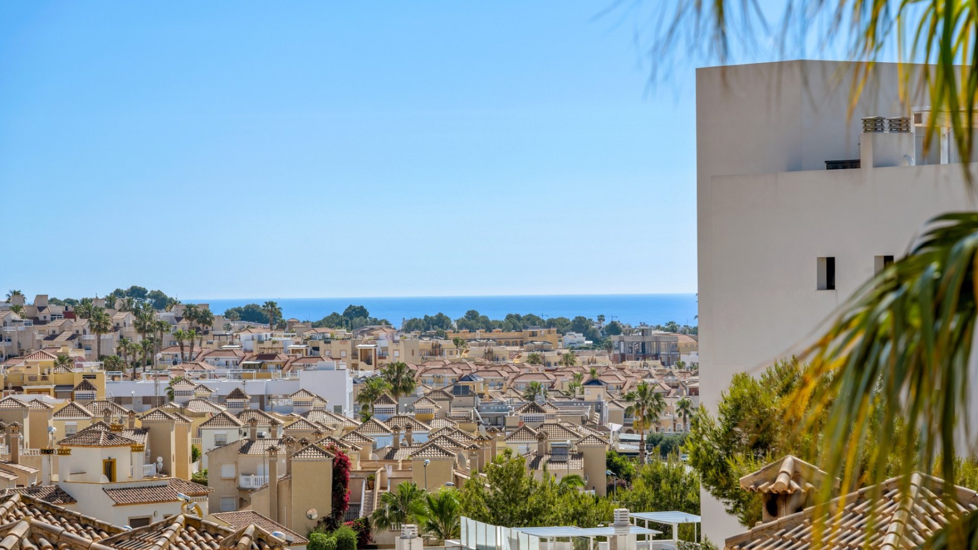 Resale - Townhouse -
Villamartín - Costa Blanca