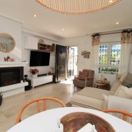 Resale - Townhouse -
Villamartín - Las Violetas