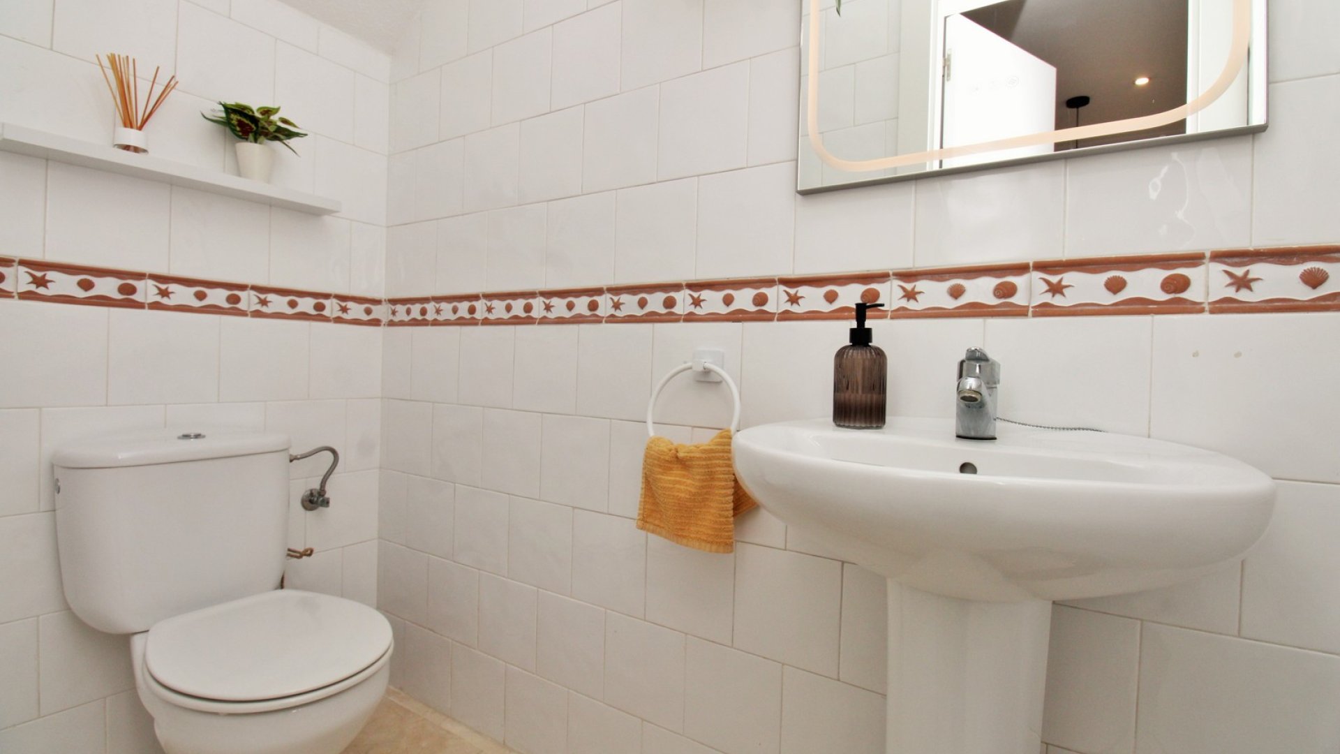 Resale - Townhouse -
Villamartín - Las Violetas