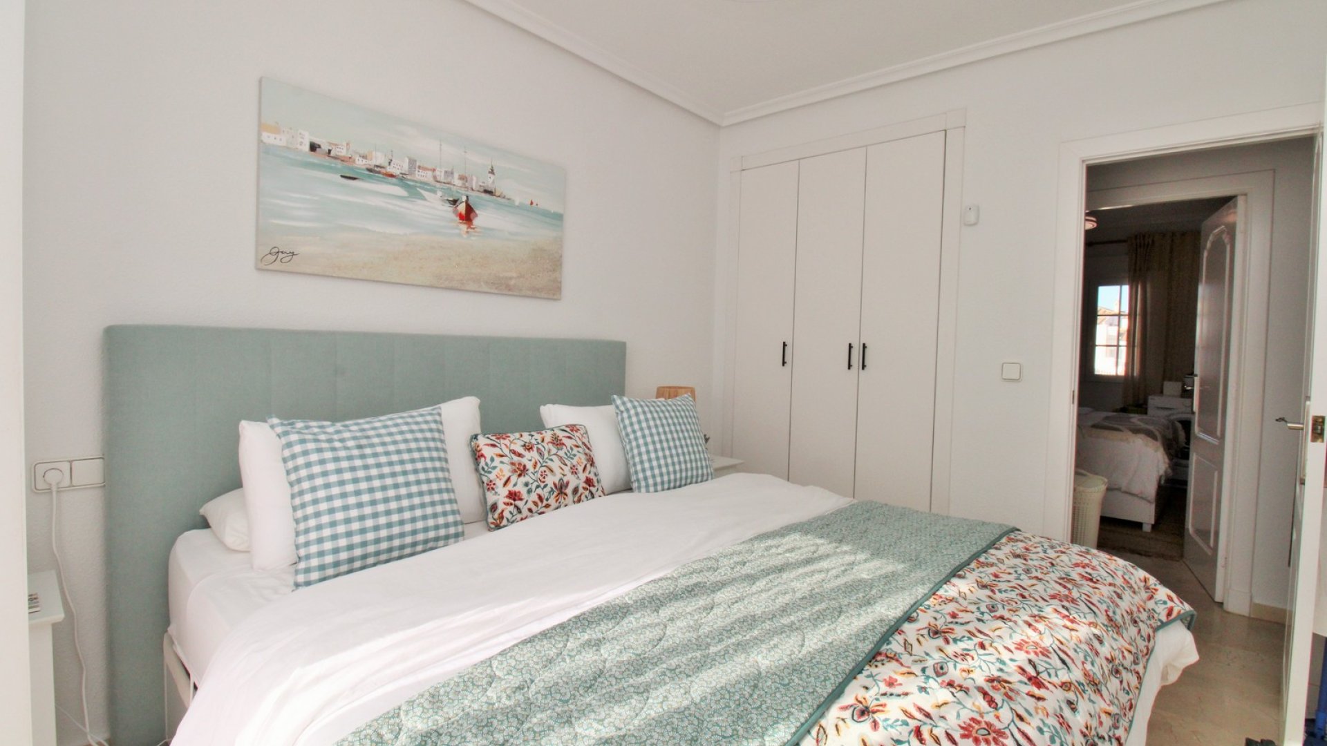 Resale - Townhouse -
Villamartín - Las Violetas