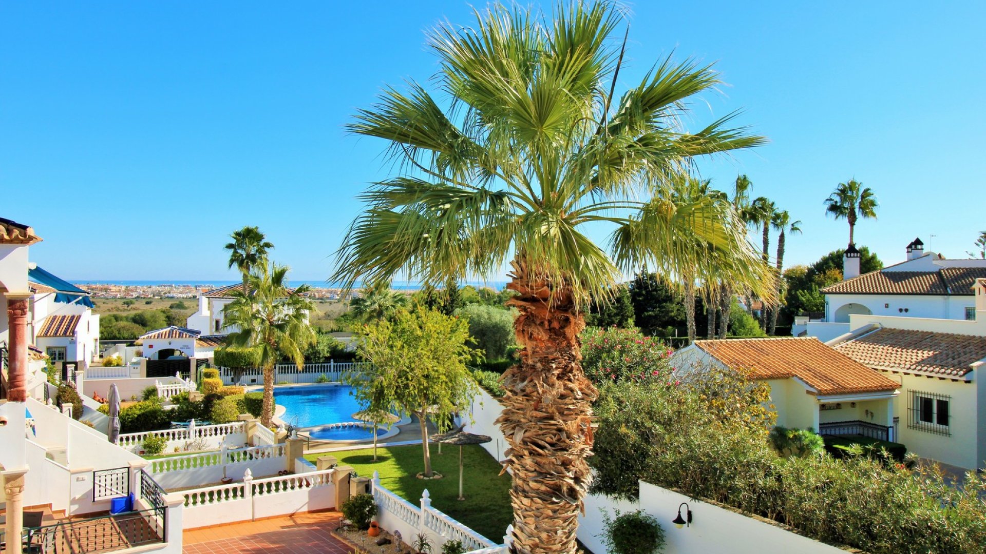 Resale - Townhouse -
Villamartín - Las Violetas