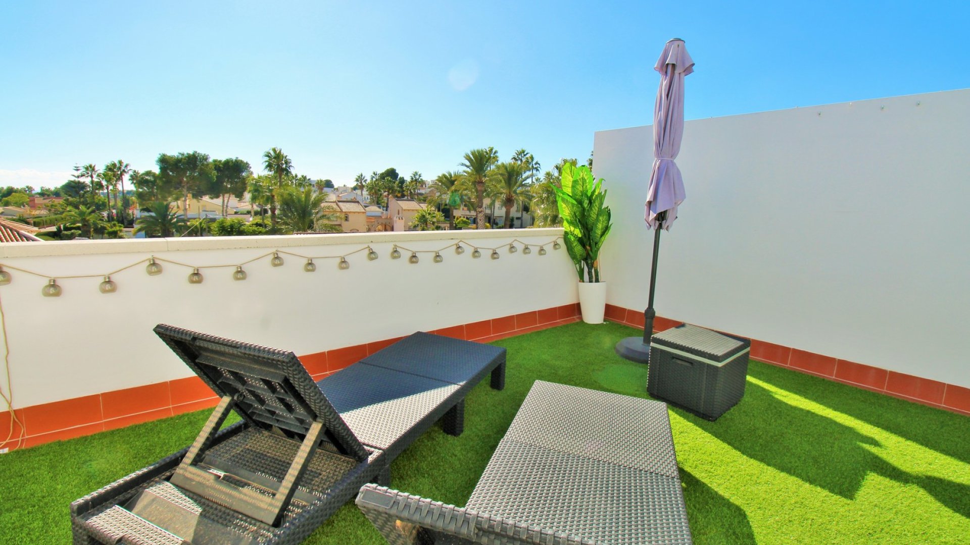 Resale - Townhouse -
Villamartín - Las Violetas