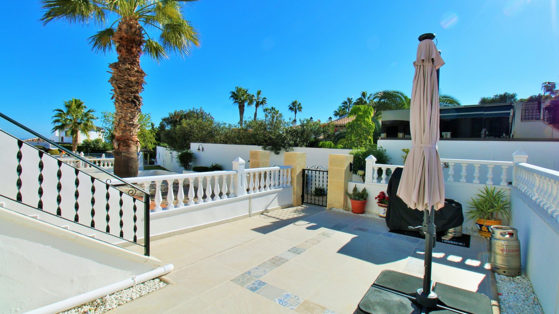 Resale - Townhouse -
Villamartín - Las Violetas