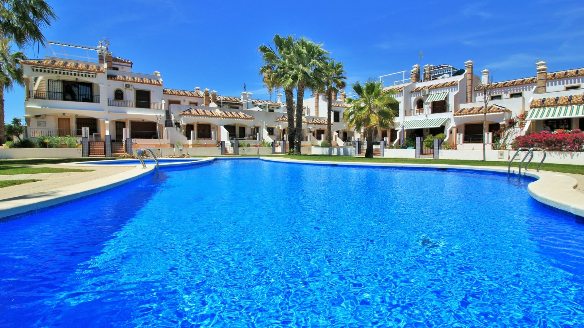 Resale - Townhouse -
Villamartín - PAU 8