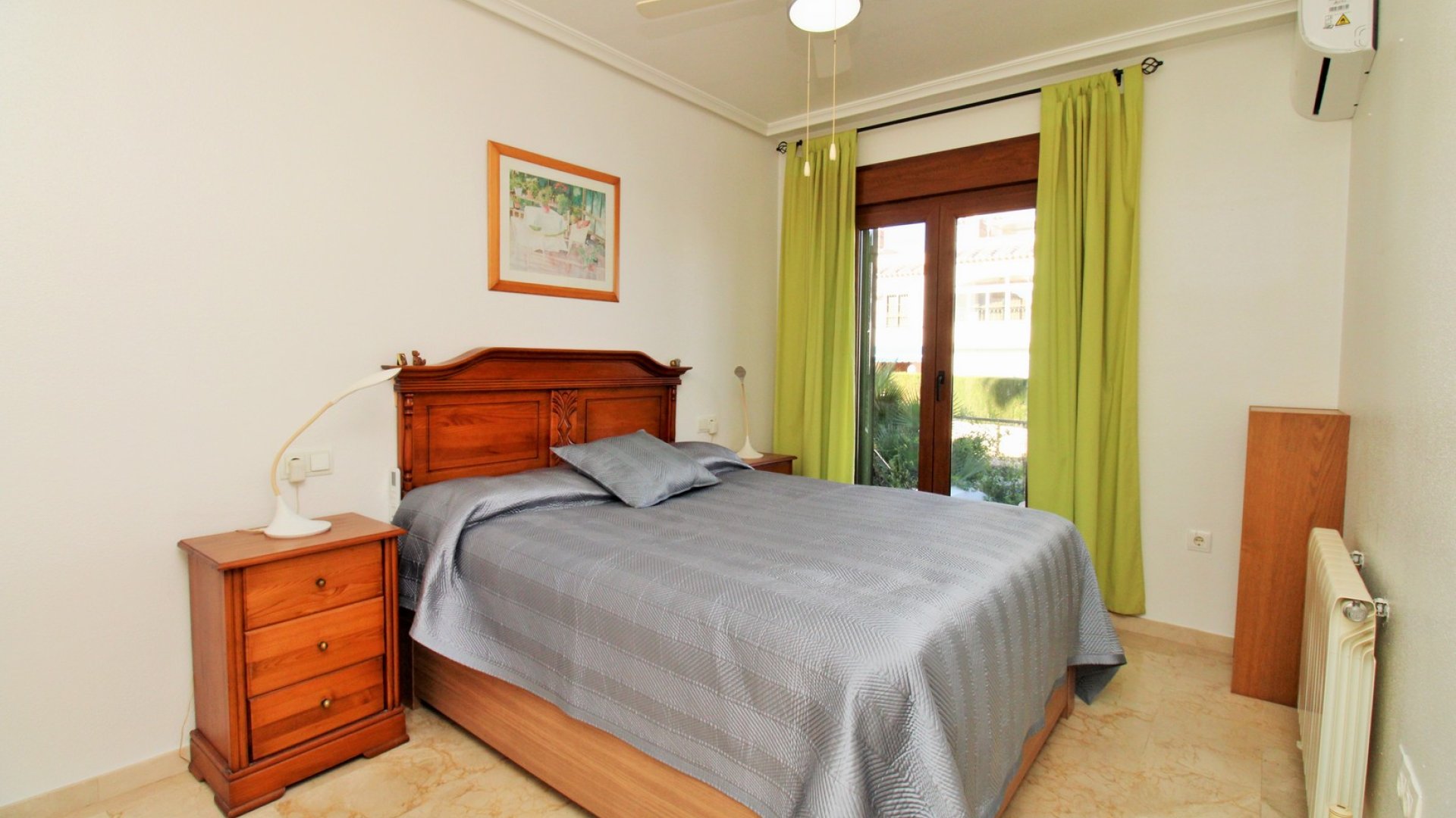 Resale - Townhouse -
Villamartín - PAU 8