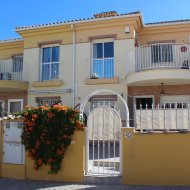 Resale - Townhouse -
Villamartín - PAU 8