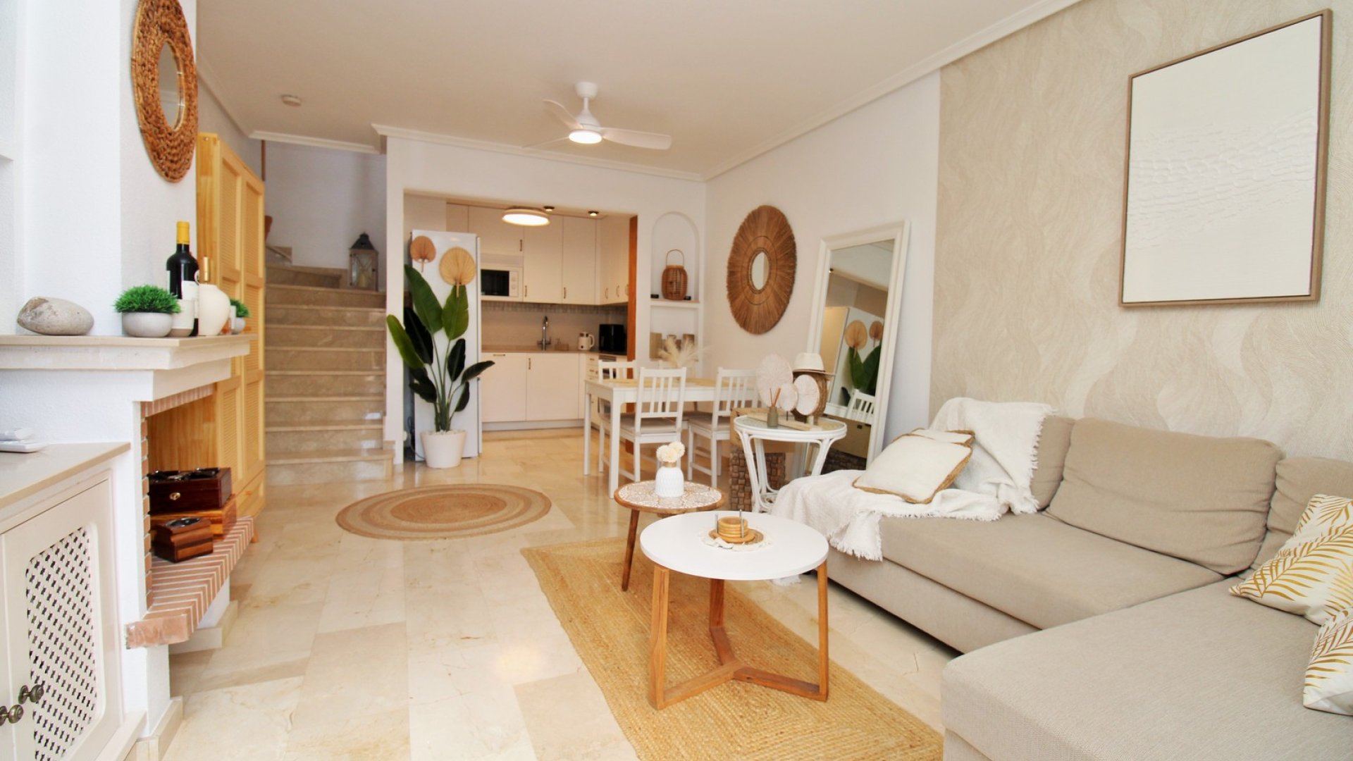 Resale - Townhouse -
Villamartín - PAU 8