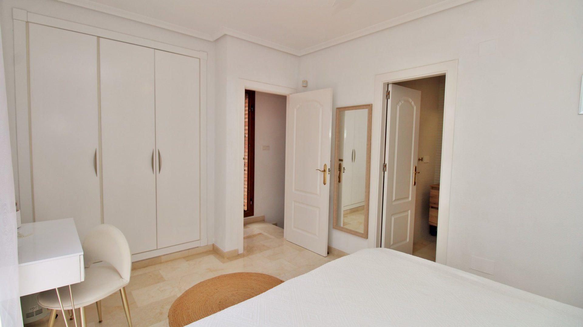 Resale - Townhouse -
Villamartín - PAU 8