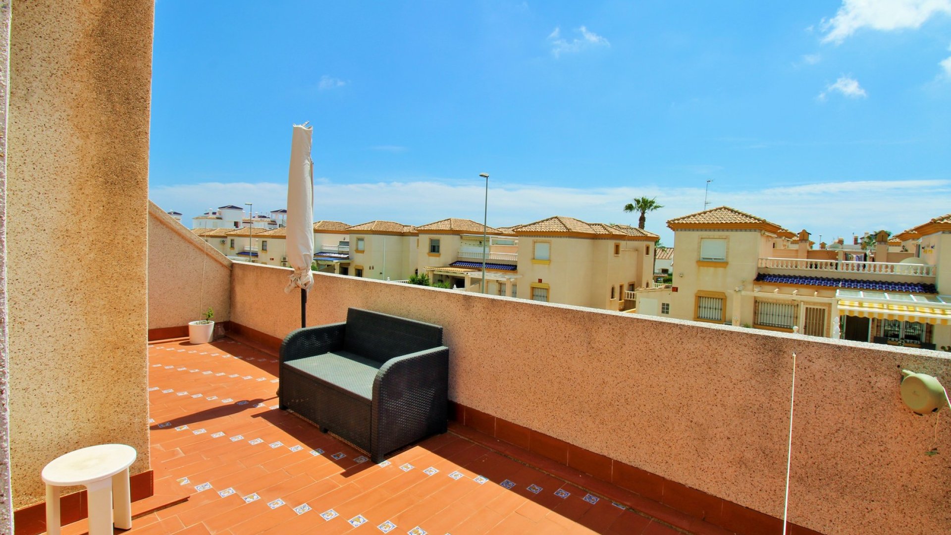 Resale - Townhouse -
Villamartín - PAU 8