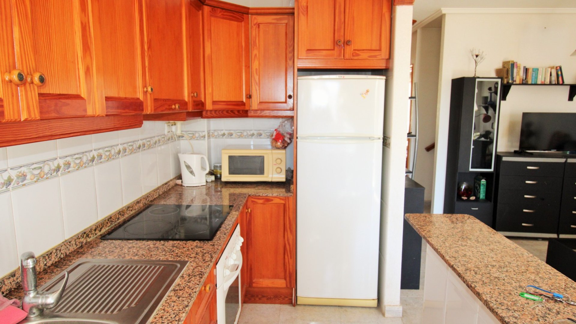 Resale - Townhouse -
Villamartín