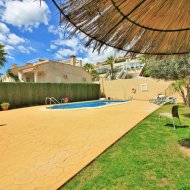 Resale - Townhouse -
Villamartín