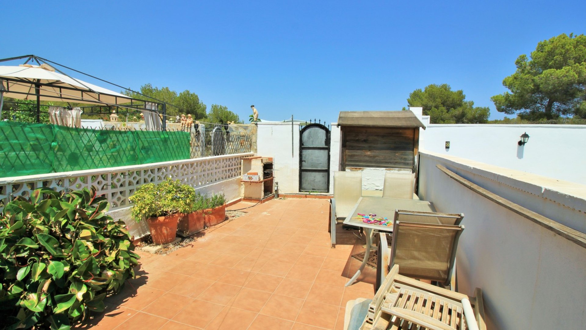 Resale - Townhouse -
Villamartín