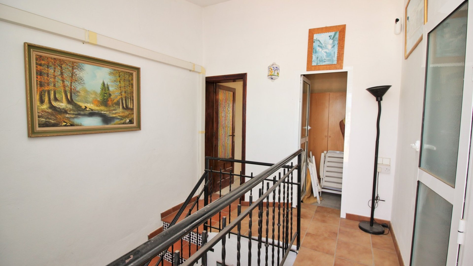 Resale - Townhouse -
Villamartín