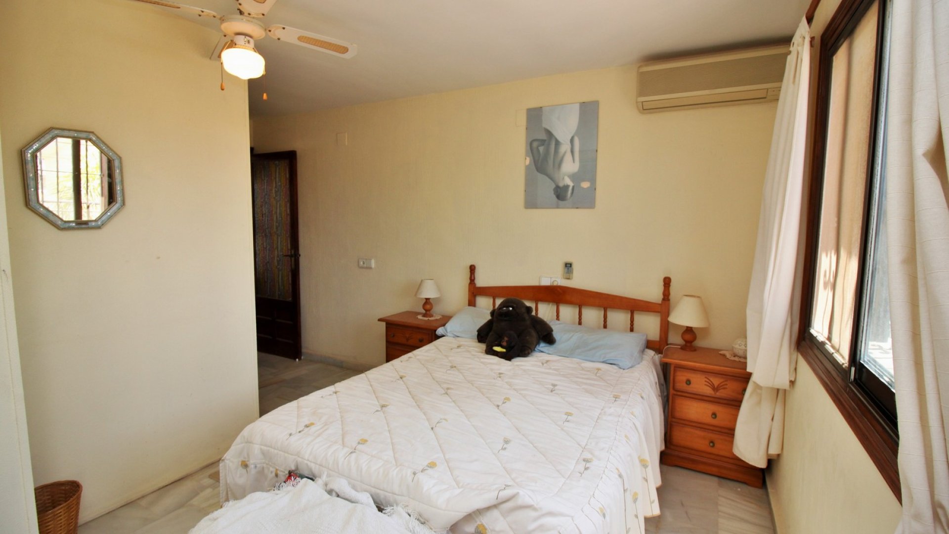 Resale - Townhouse -
Villamartín