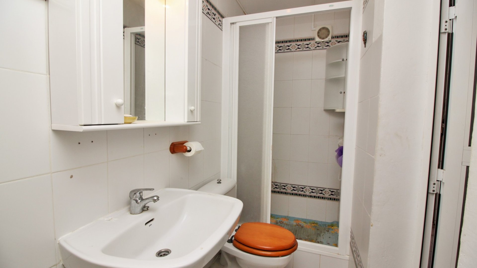 Resale - Townhouse -
Villamartín
