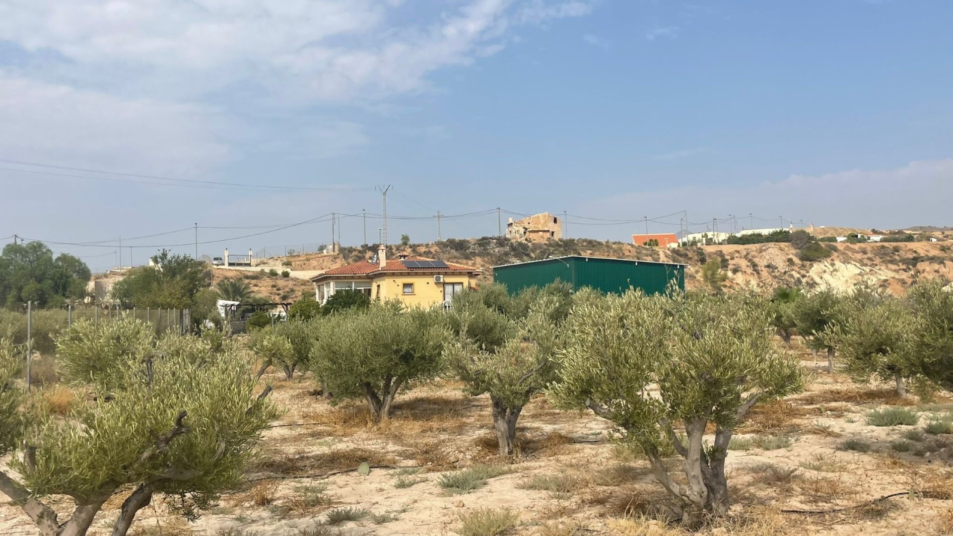 Resale - Villa -
Abanilla