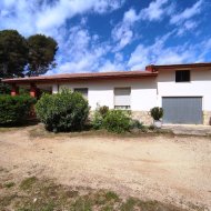 Resale - Villa -
Alcoy - Urbanizaciones