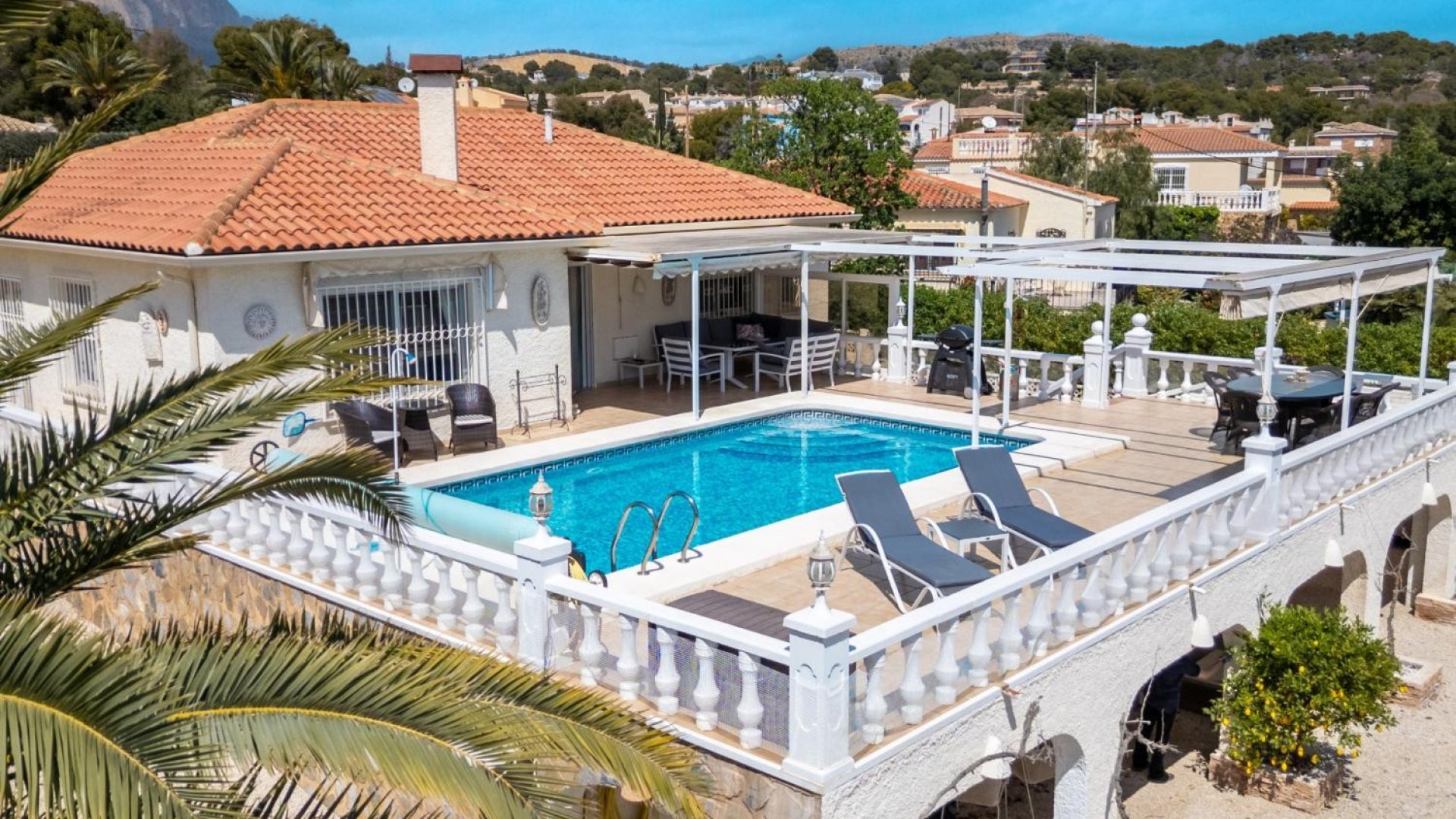 Resale - Villa -
Alfas del Pí